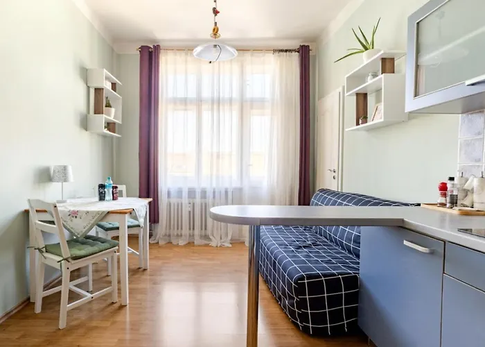Cozy Family Riverside In